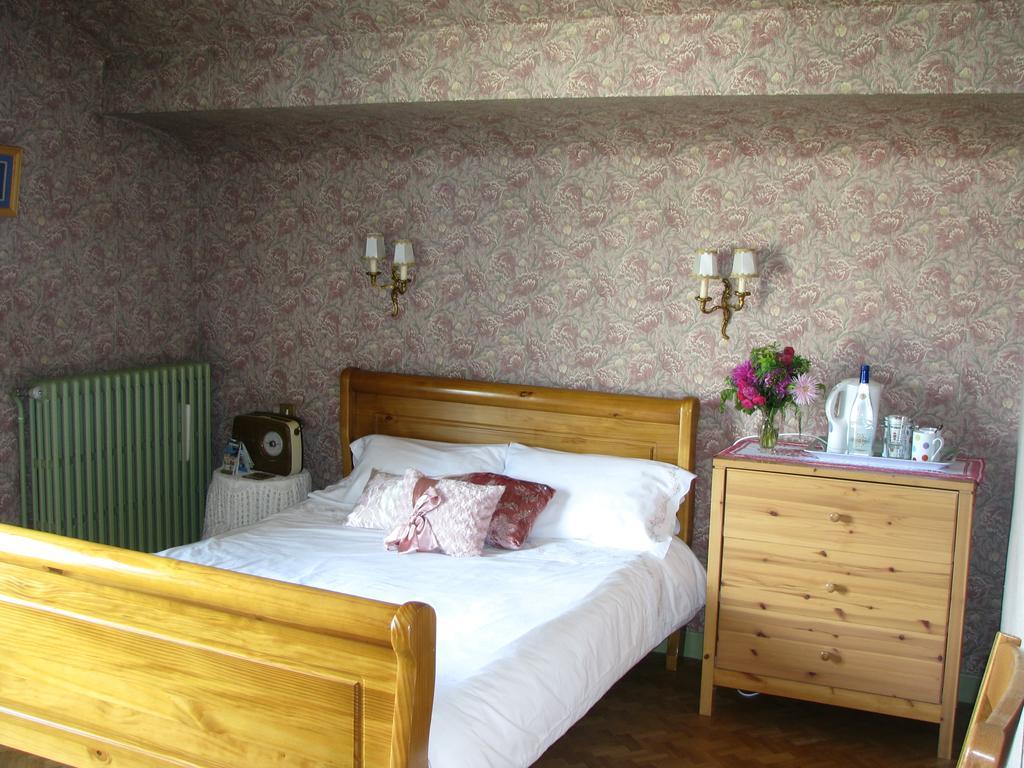 Treignac Chambre D'Hotes Des Monedieres B&B 객실 사진
